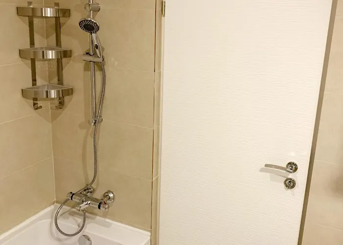 Golden Nest Apartman *