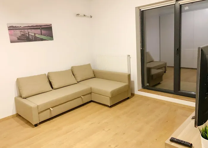 Golden Nest * ブカレスト